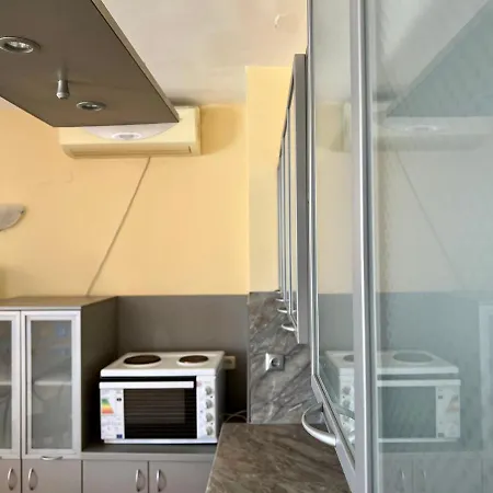 Private One-bedroom With Balcony In By Flat Mаnаger Apartment Sozopol
